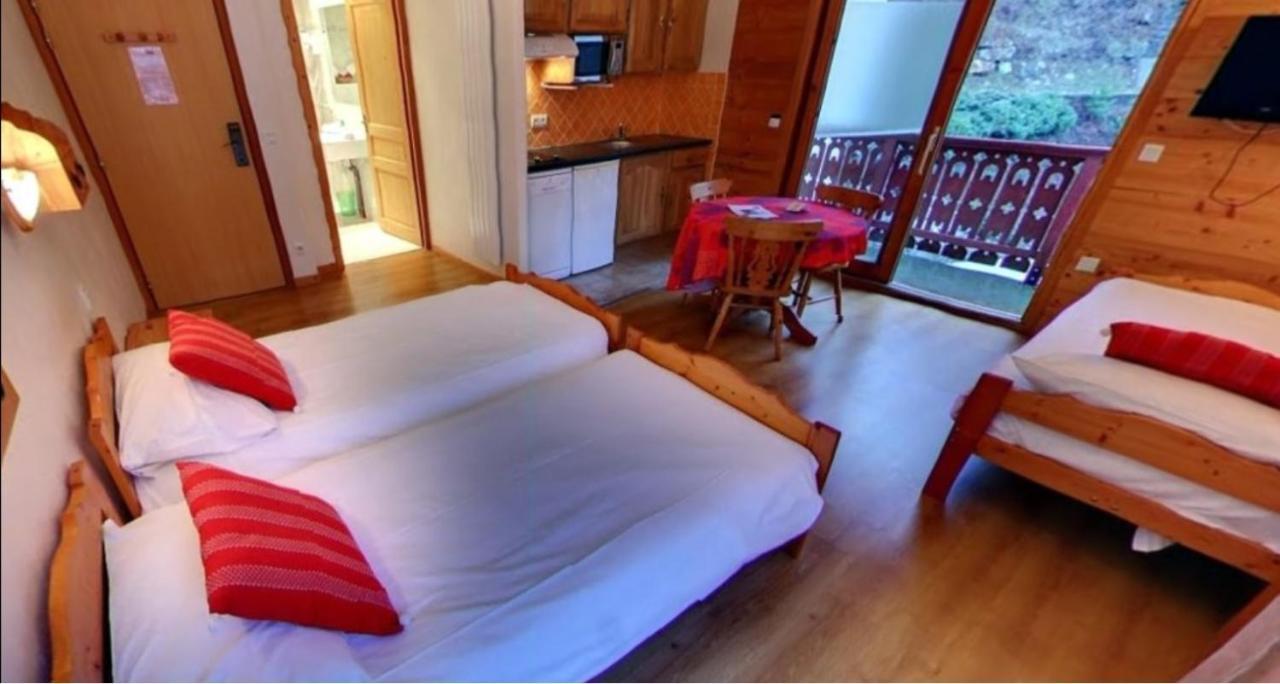 Hotel Les Chalets Brides-les-Bains Esterno foto
