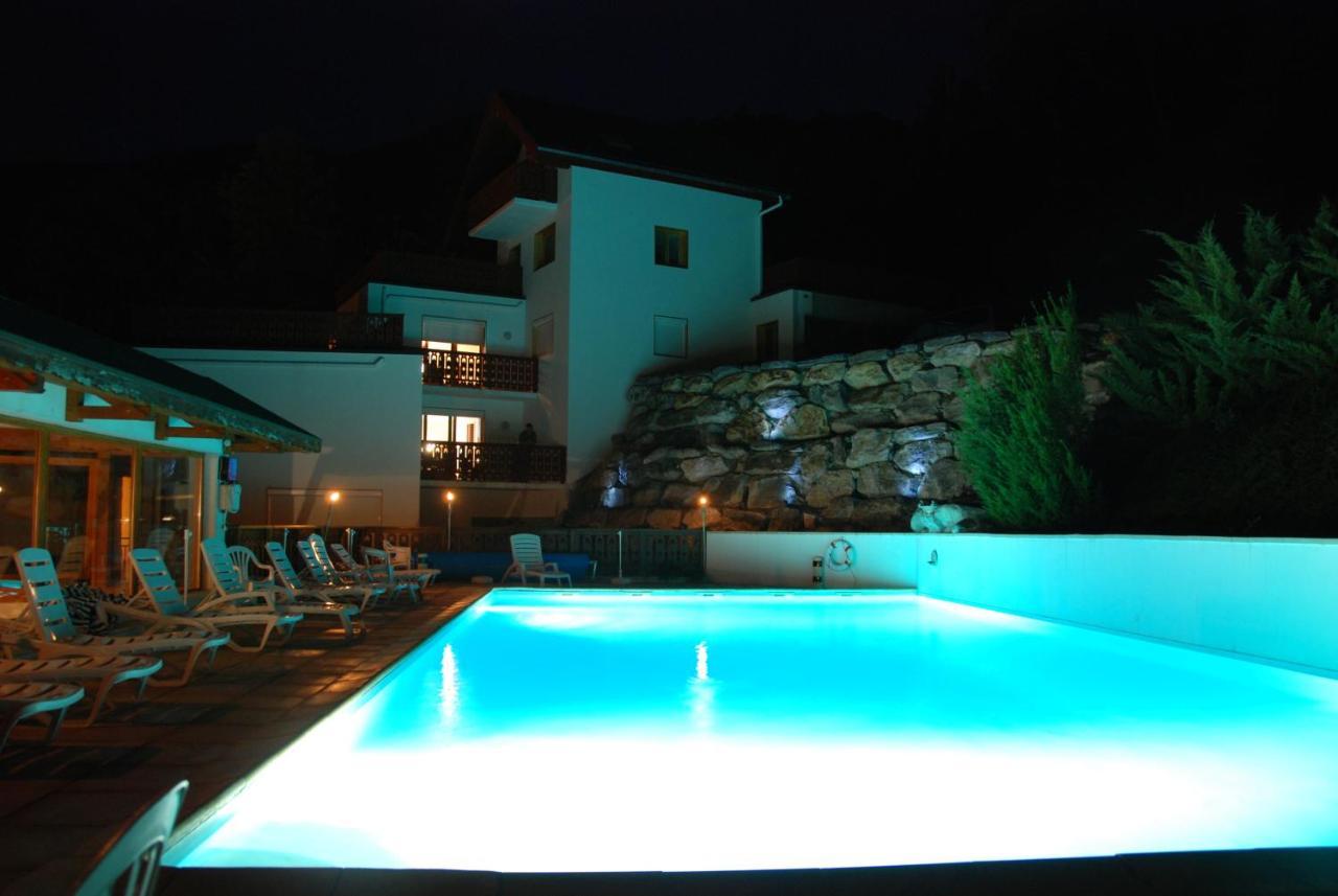 Hotel Les Chalets Brides-les-Bains Esterno foto