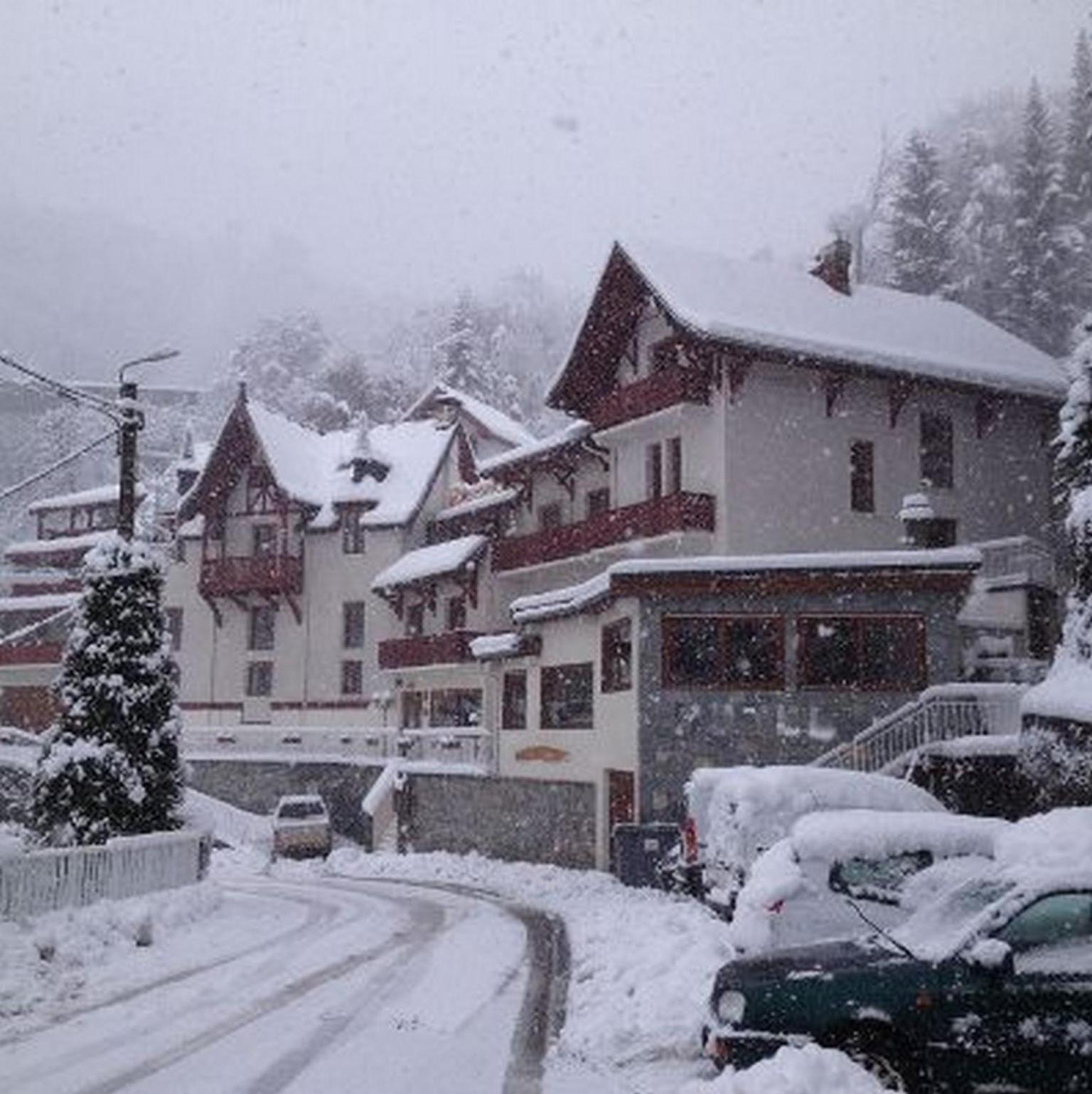 Hotel Les Chalets Brides-les-Bains Esterno foto