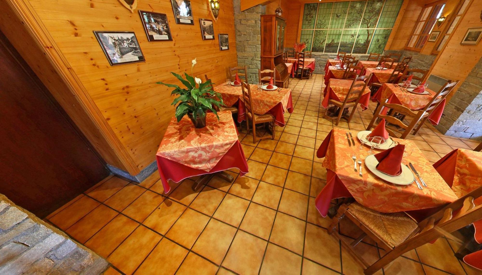 Hotel Les Chalets Brides-les-Bains Esterno foto